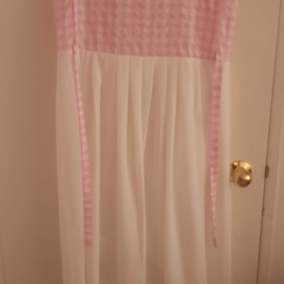 dress - Picture 3 of 9